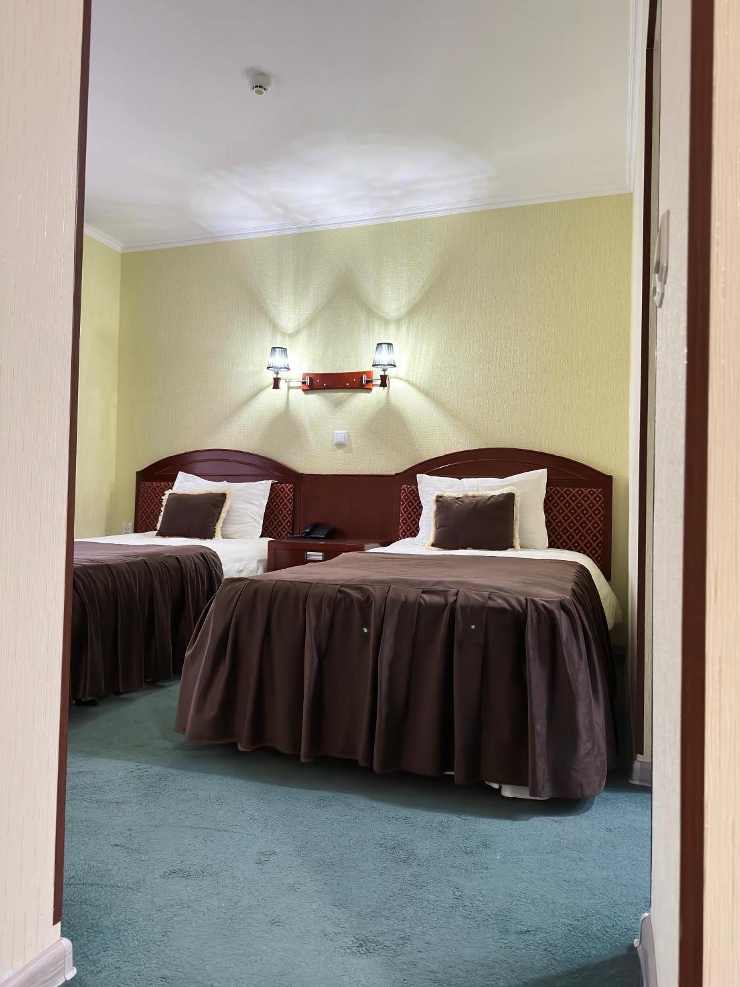 Hotel Grand Buhara Kültér fotó