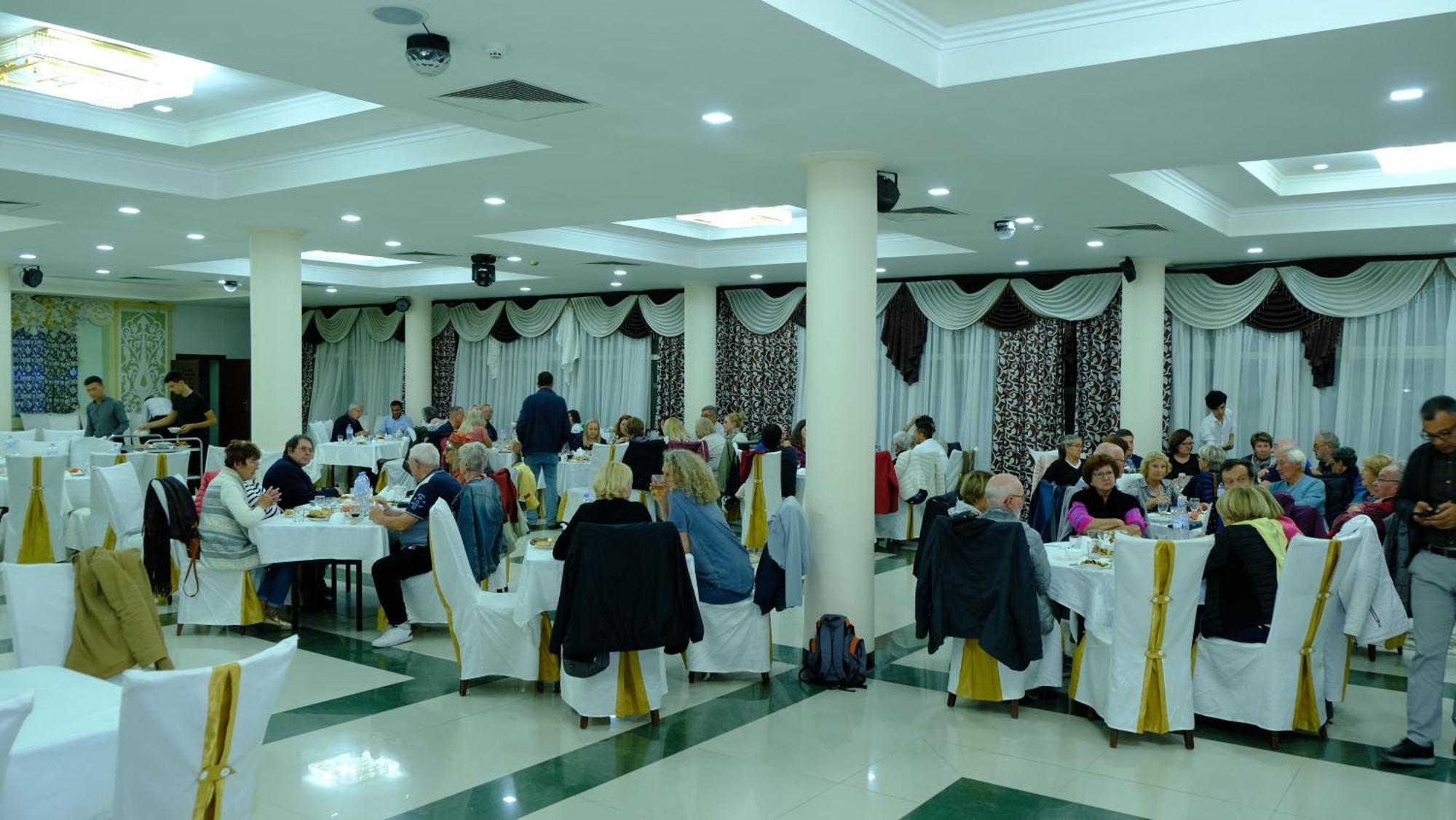 Hotel Grand Buhara Kültér fotó