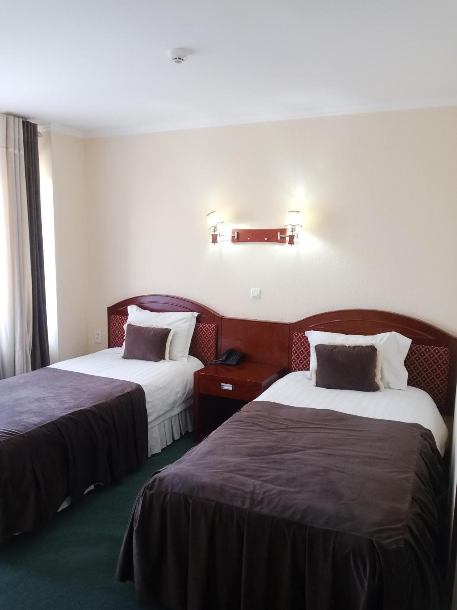 Hotel Grand Buhara Kültér fotó