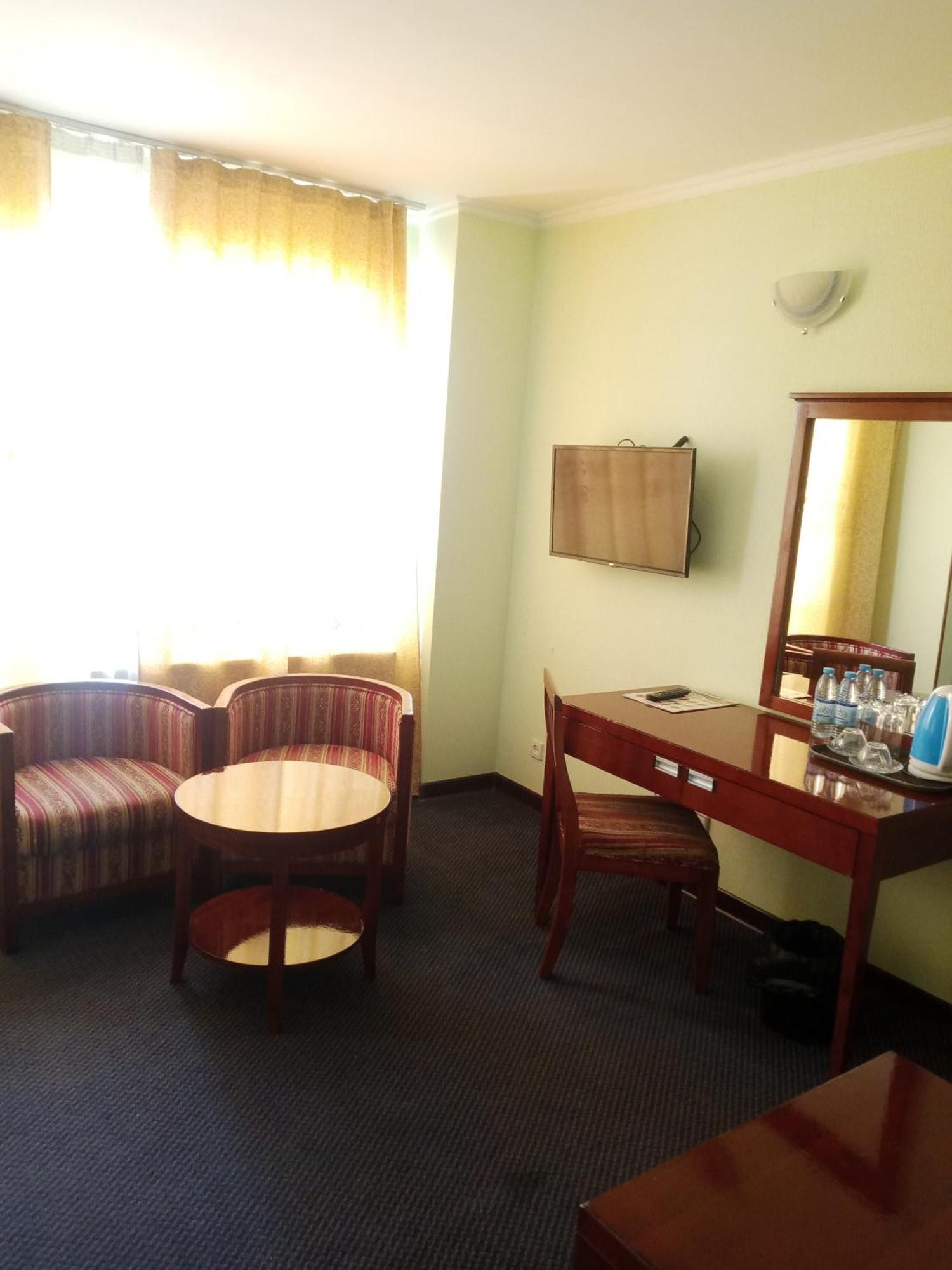 Hotel Grand Buhara Kültér fotó