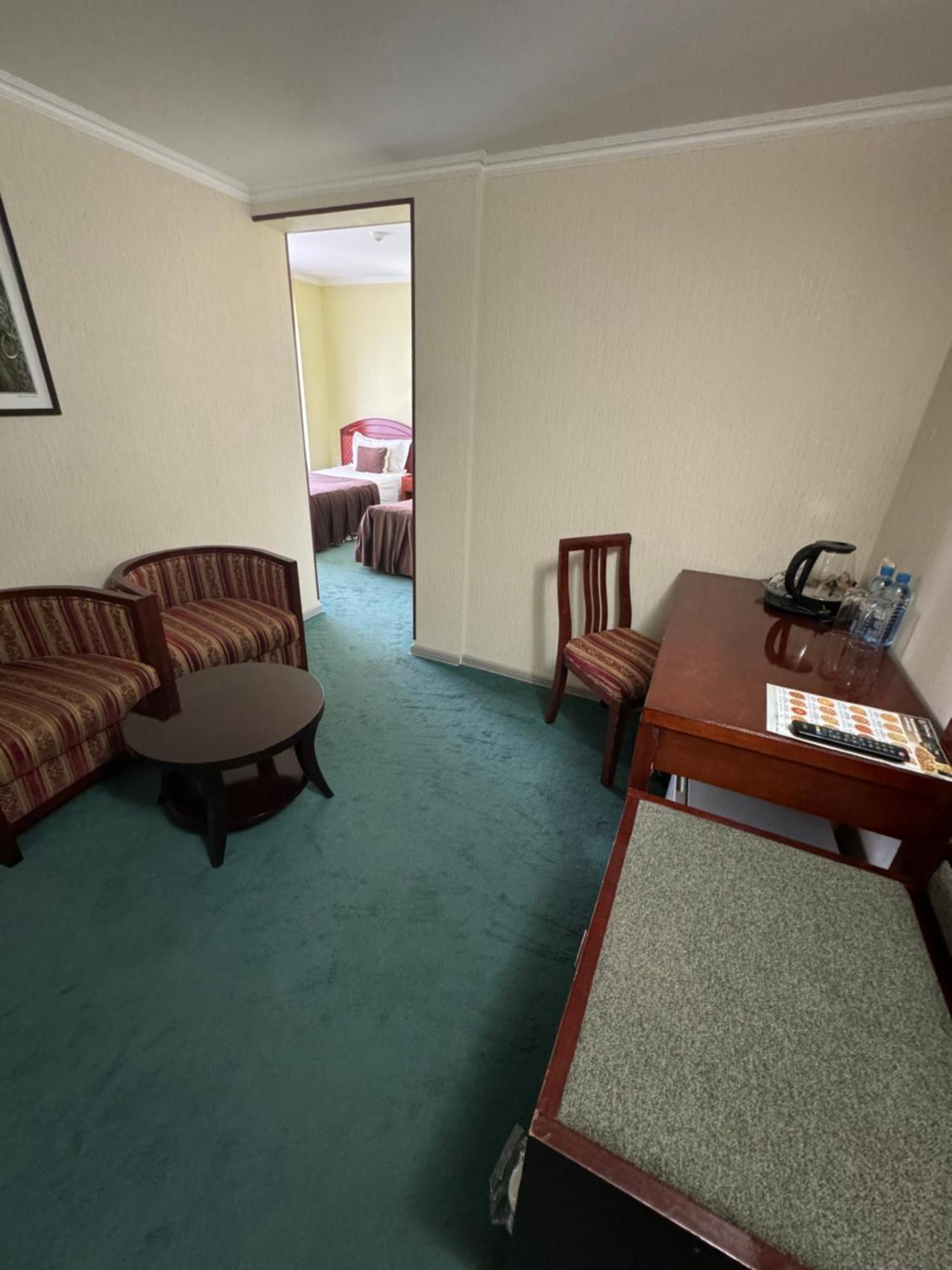 Hotel Grand Buhara Kültér fotó