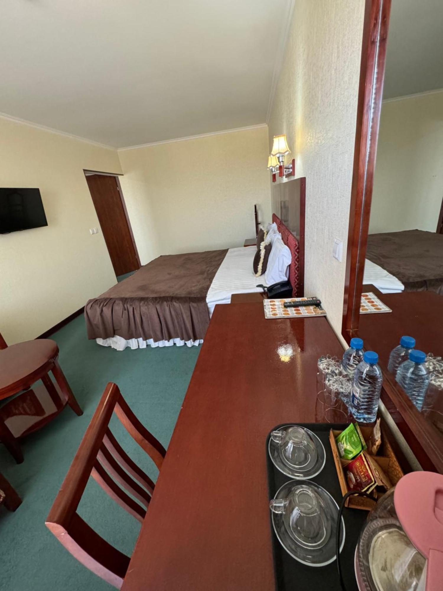 Hotel Grand Buhara Kültér fotó