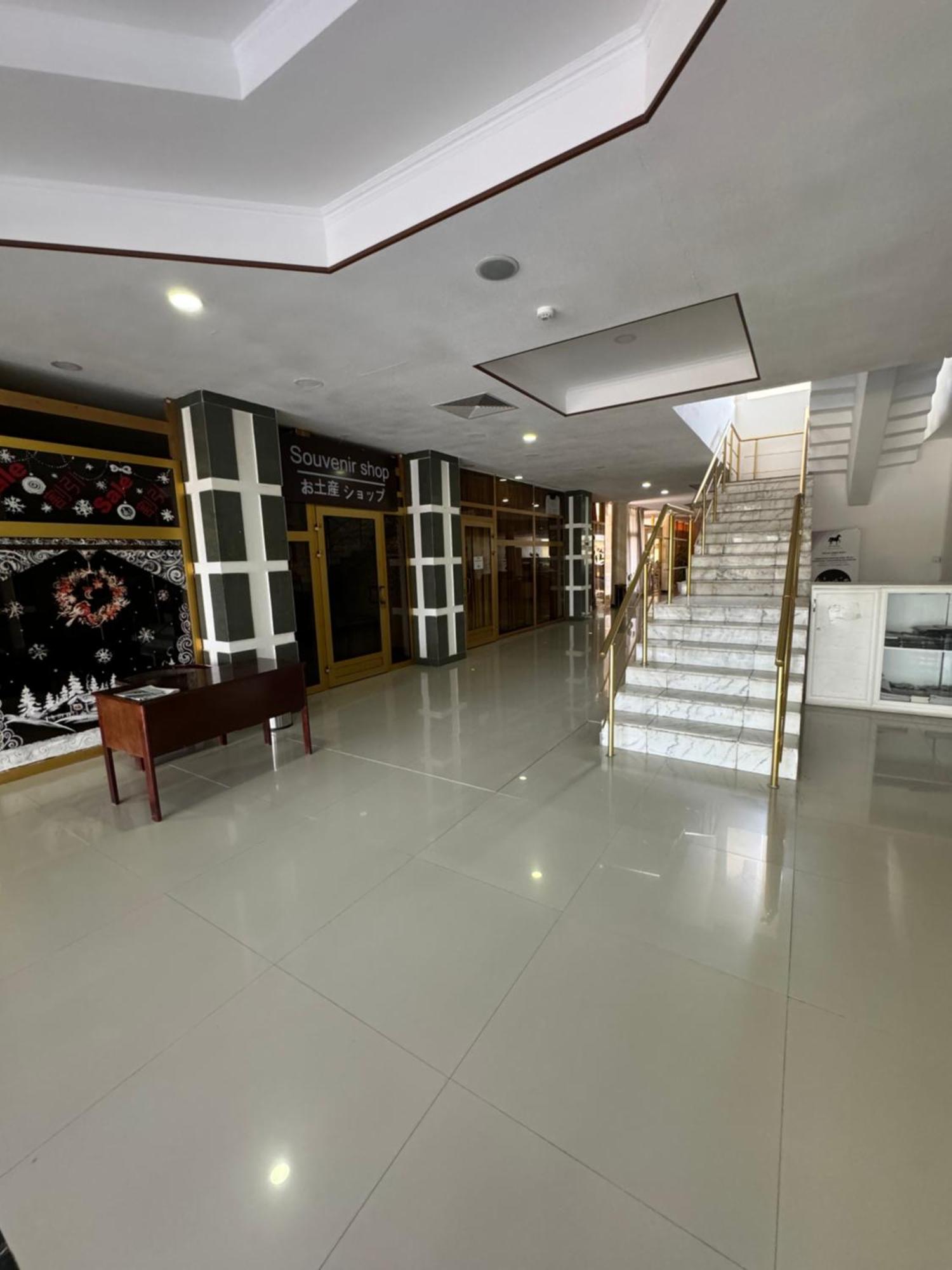 Hotel Grand Buhara Kültér fotó